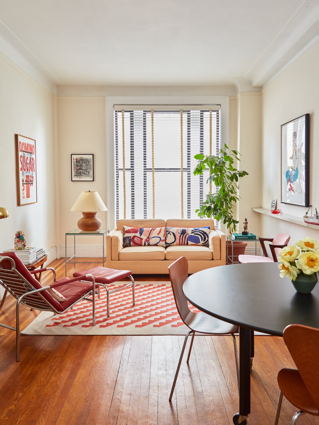 30 Years Later, This Editor Has Never Stopped Playing With Her Apartment Design