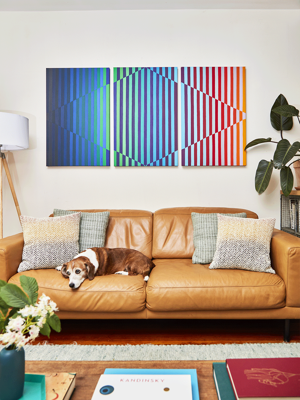 How to Mix and Match Pillows on a Sofa domino