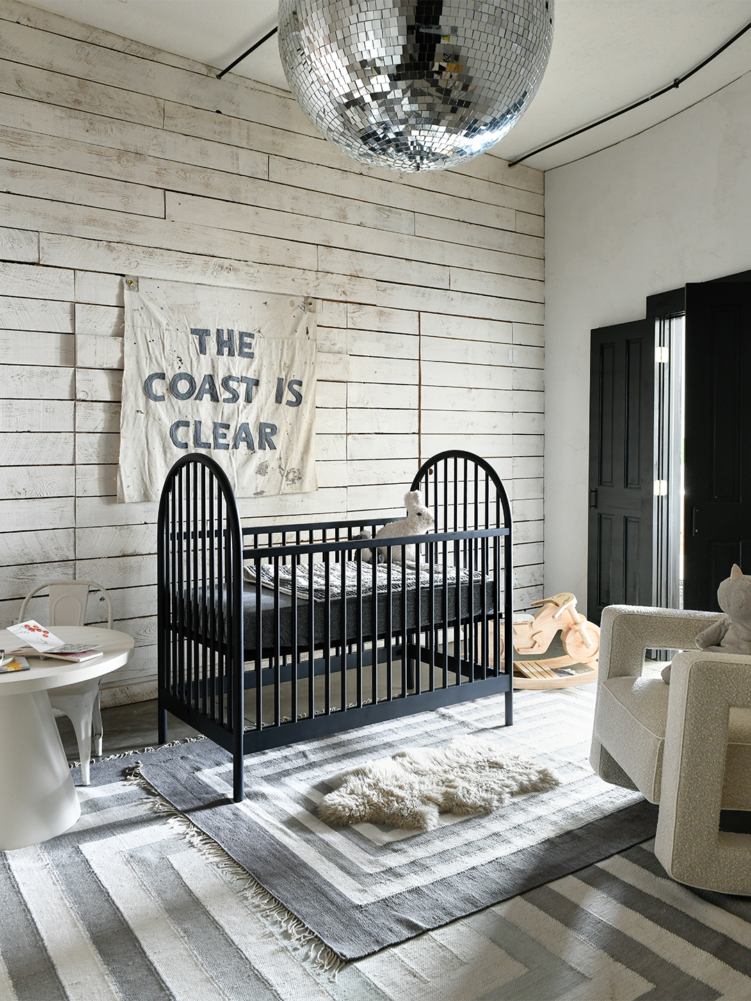 Inside Steve and Andrea Ford's Nursery, Designed by Leanne Ford(00)