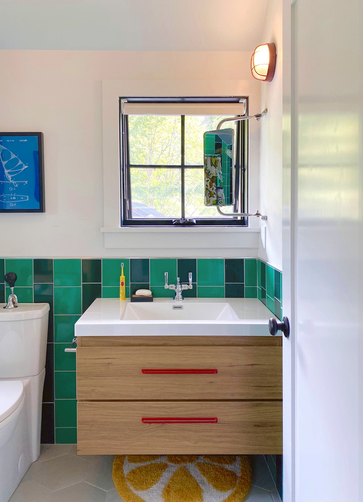 This Oregon Home Reinvents Rustic With Green Tile Stripes and Allover Rainbow Plaid