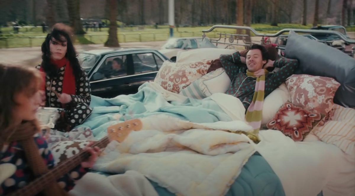 We’re Stealing These 3 Bedding Looks From Harry Styles’s New Music Video