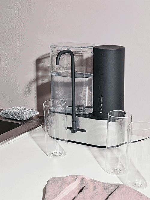 I Tried a Stylish Countertop Water Filter That Claims to Be Better Than—Gasp!—Brita