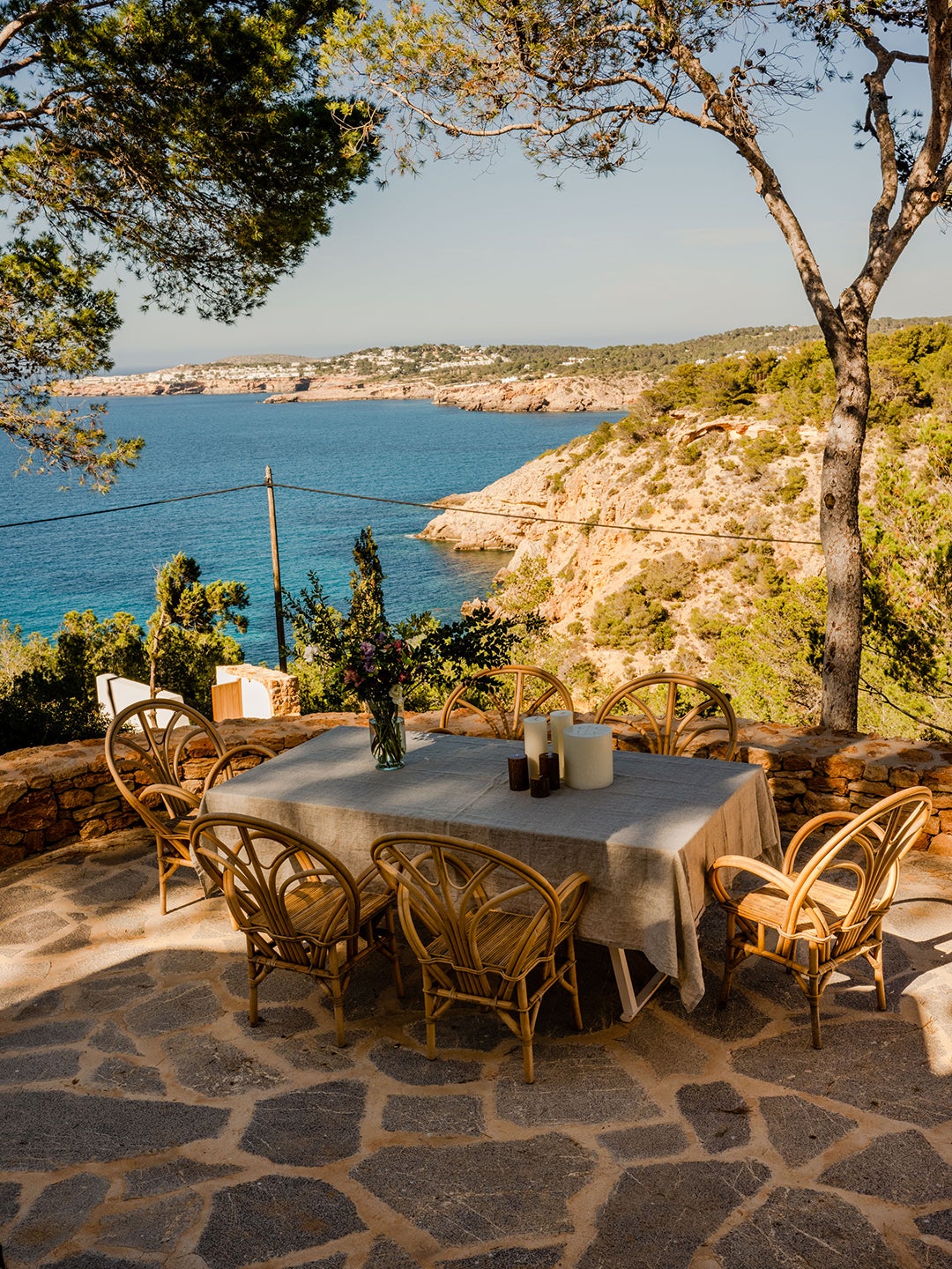 dining table overlooking island