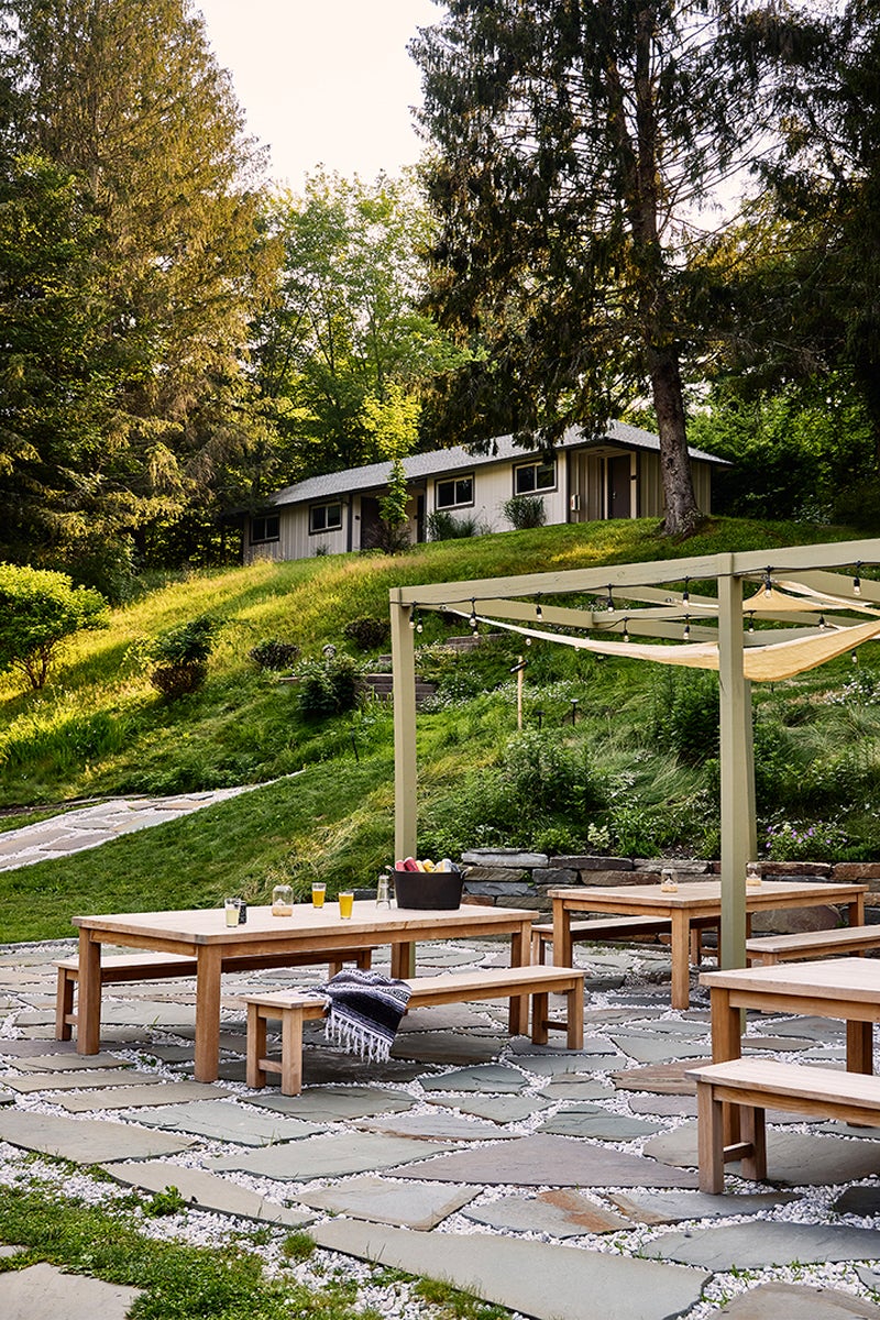 5 Patio Shade Ideas to Make Backyard Hangouts Less Sweaty