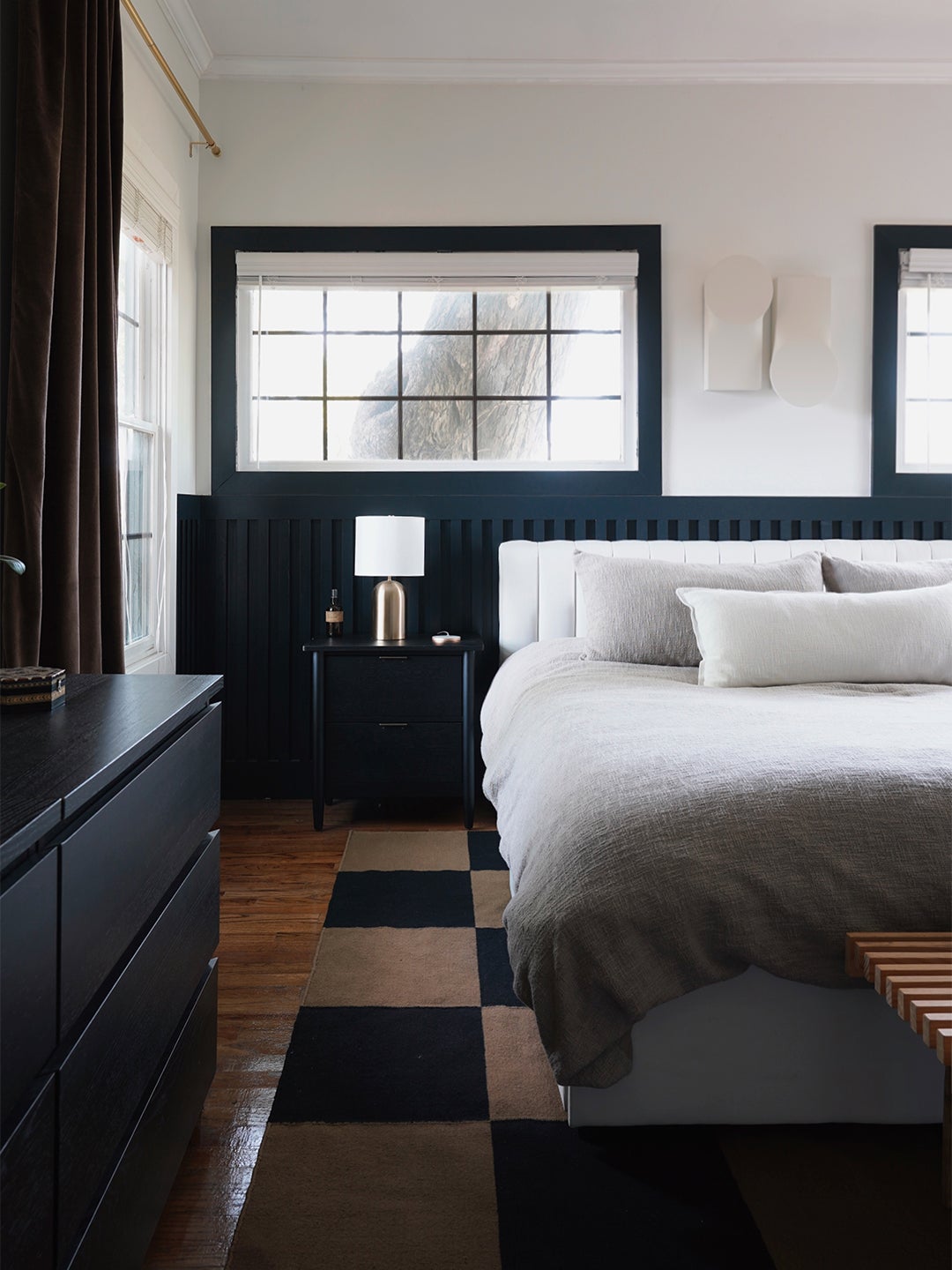 black modern bedroom