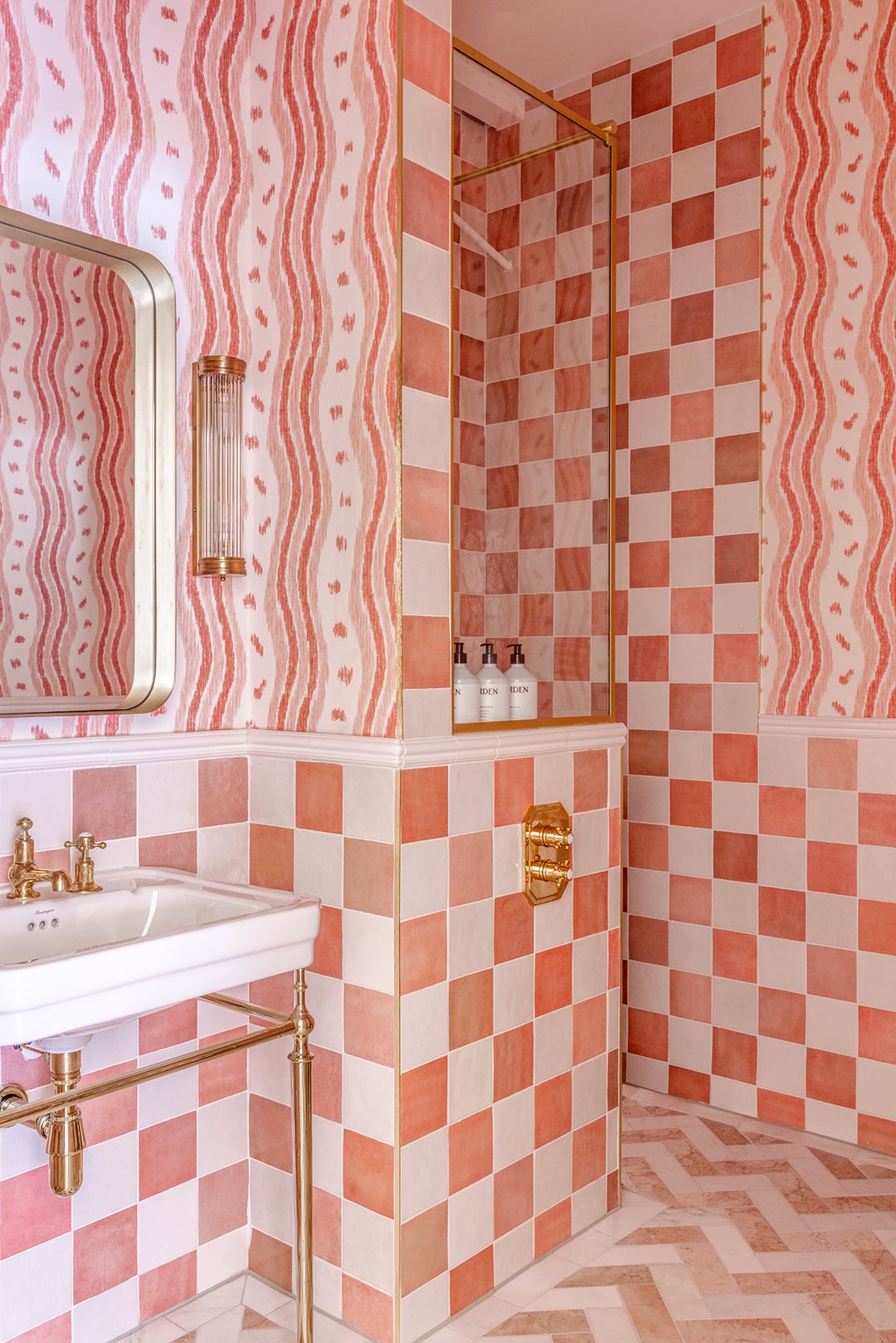 pink checkered bathroom