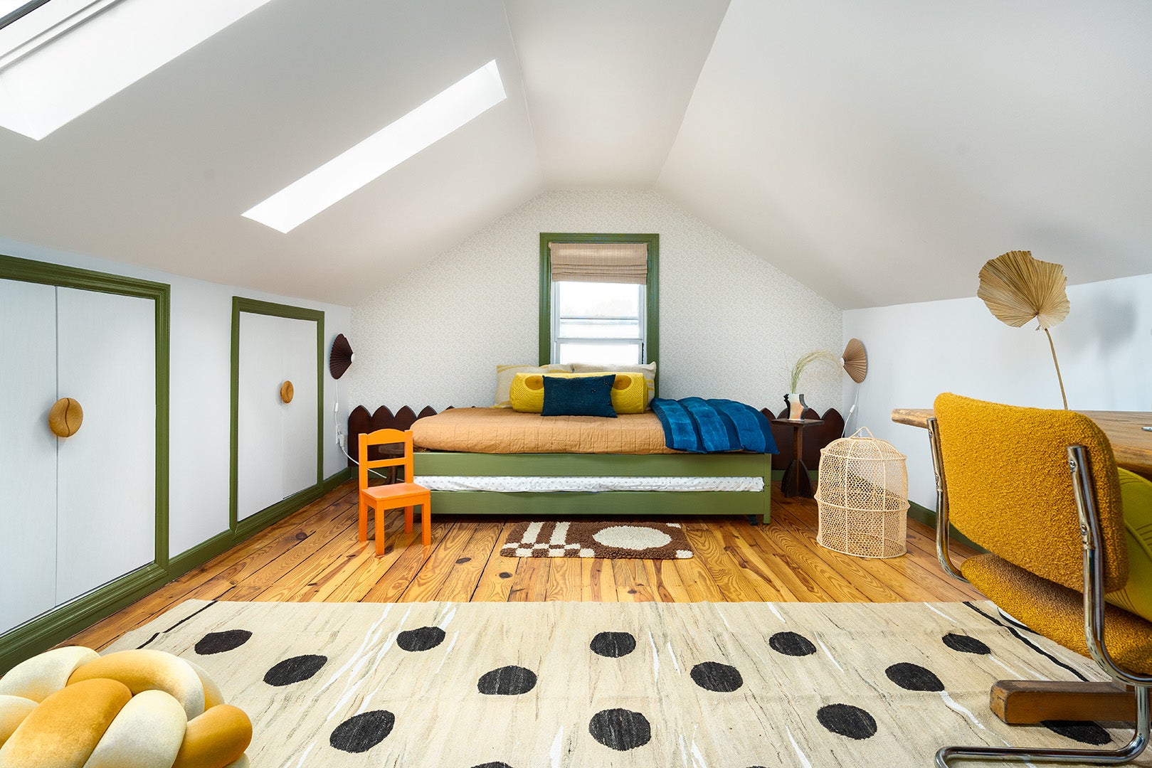 office guest room attic