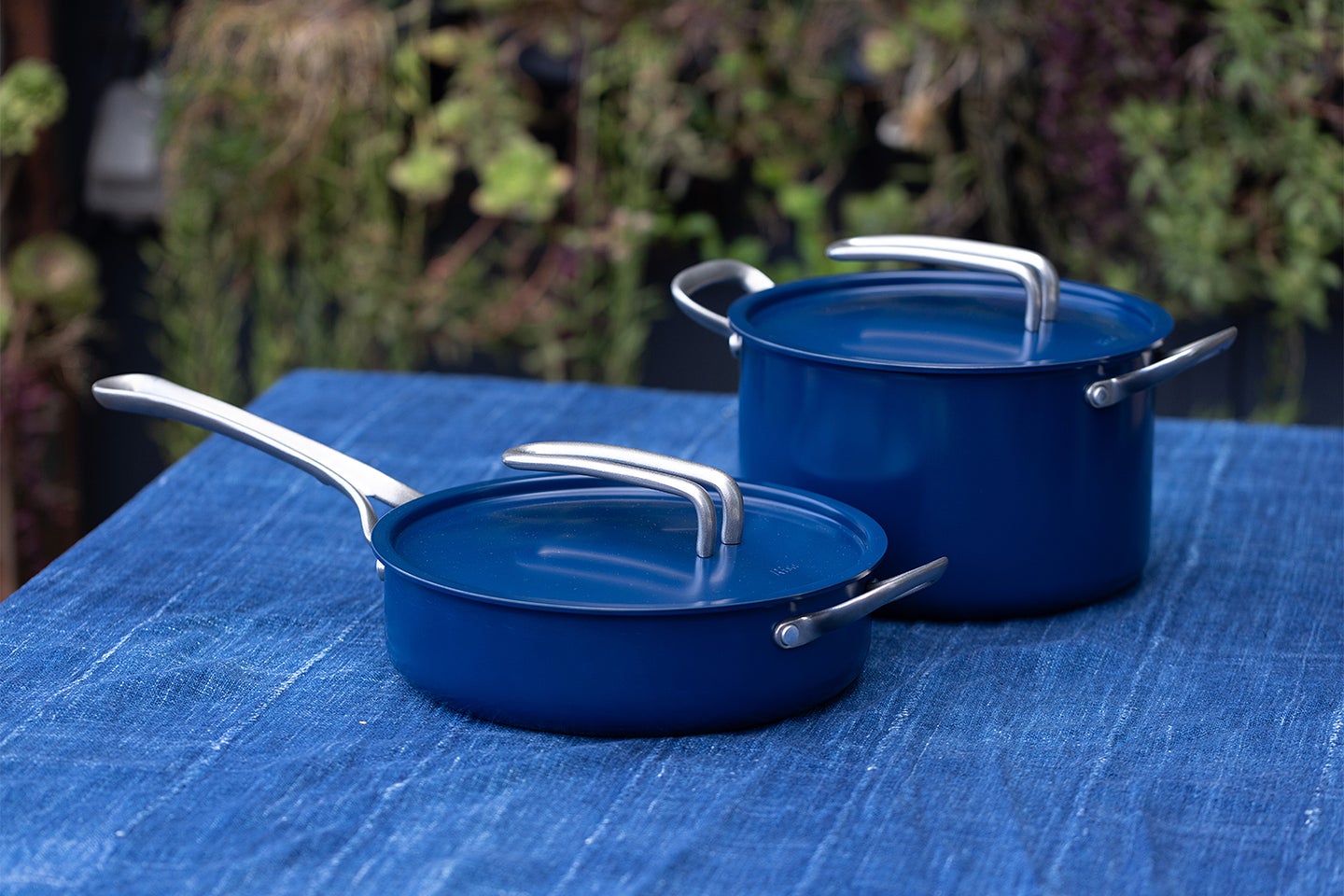 Risa Cookware Set in Deep Blue