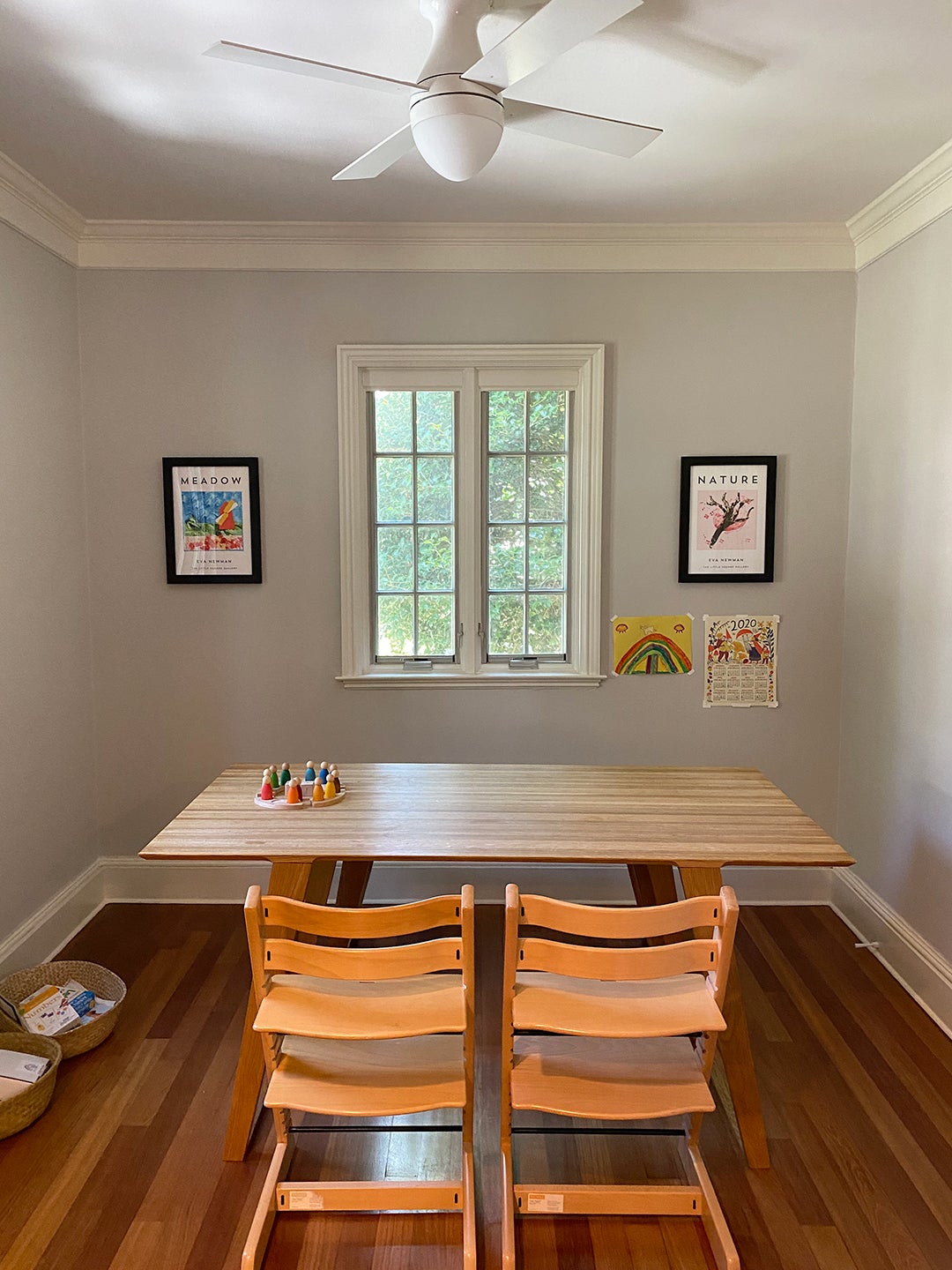 plain dining tbale with wood chairs
