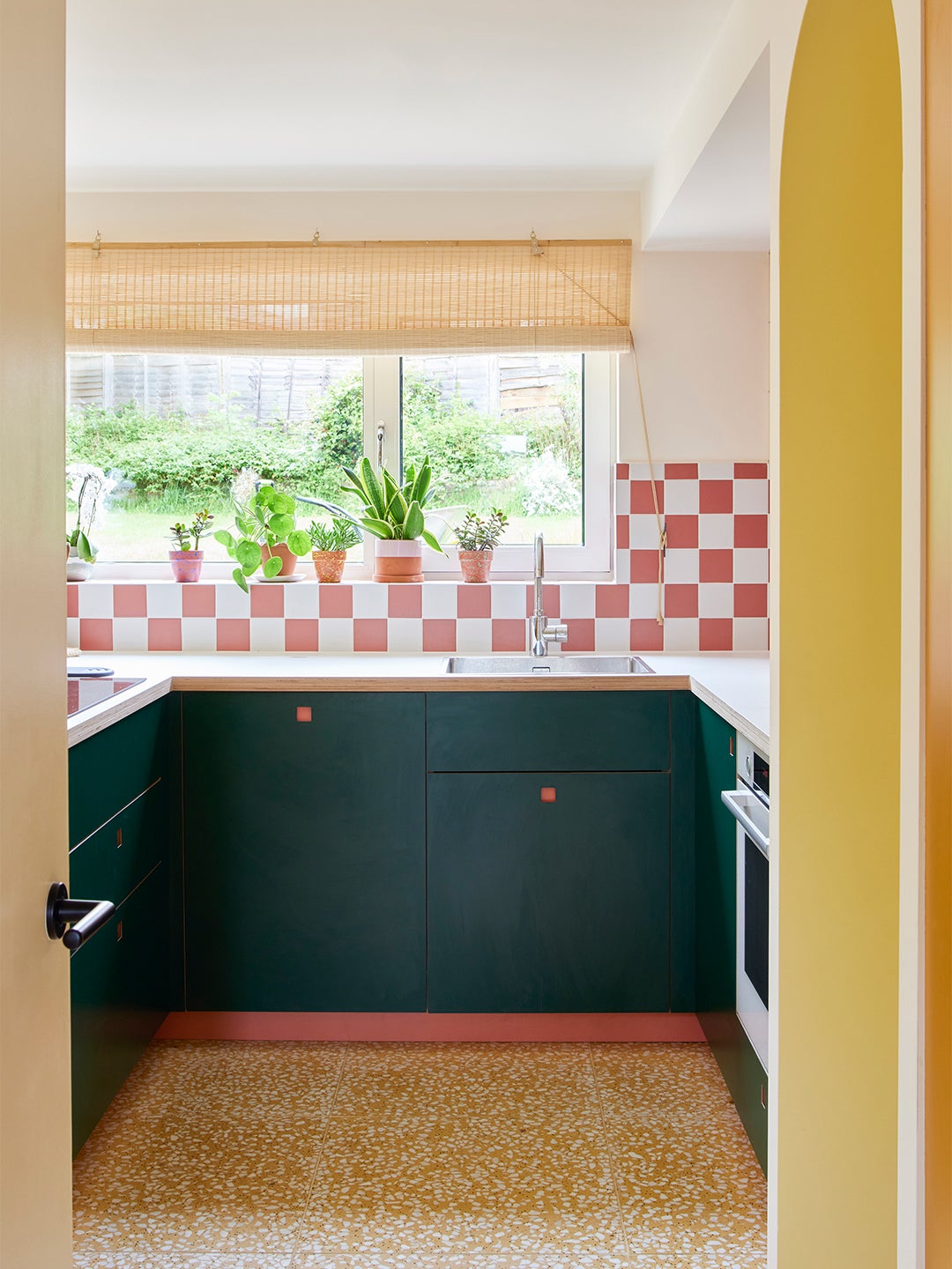 The Bold Bathroom Tile This Family Sold Their Designer on Ended Up in the Kitchen, Too