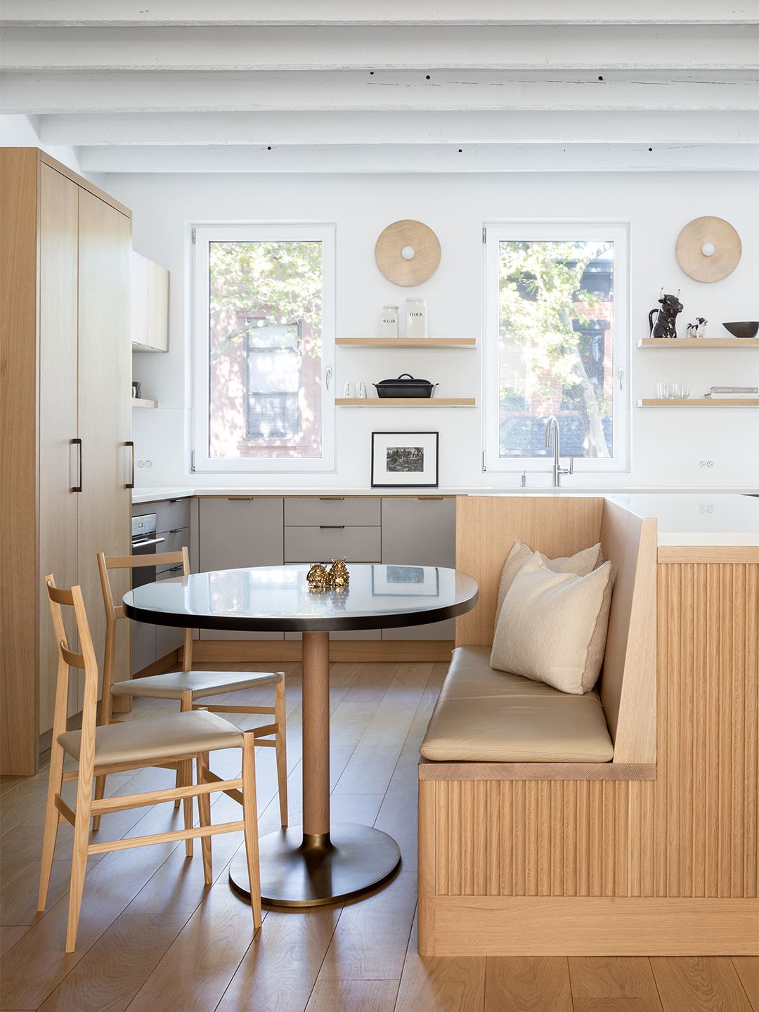 Meet the Sweet Spot Between a Formal Dining Table and a Breakfast Bar