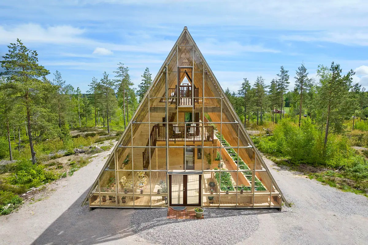 A See-Through A-Frame Is One of Airbnb’s Most Popular Listings of 2023 So Far