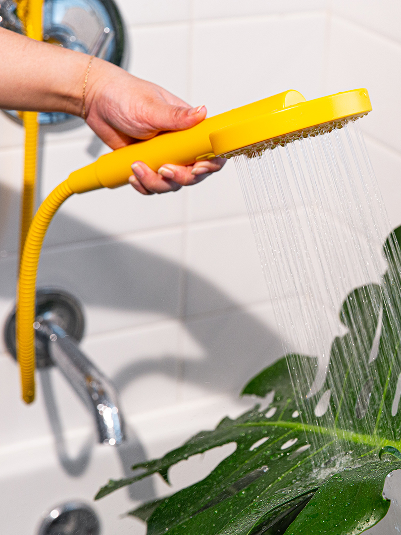 The Sproos! Shower Kit is 25% Off for Black Friday | domino
