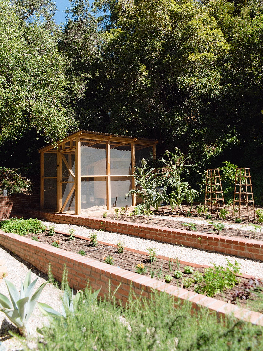 The Garden Beds in This L.A. Backyard Were Built From a “Stairway to Nowhere”