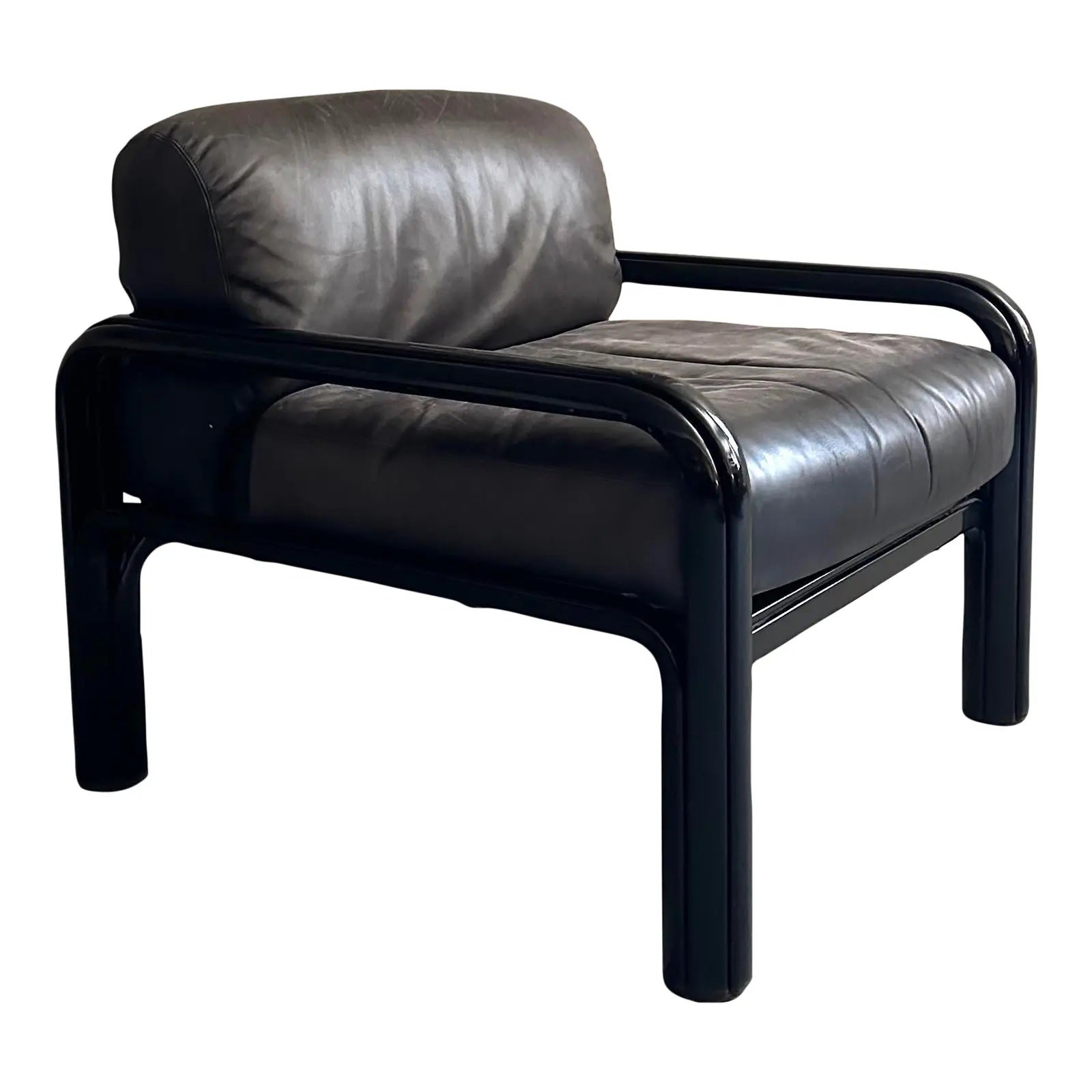 modern black leather lounge chair
