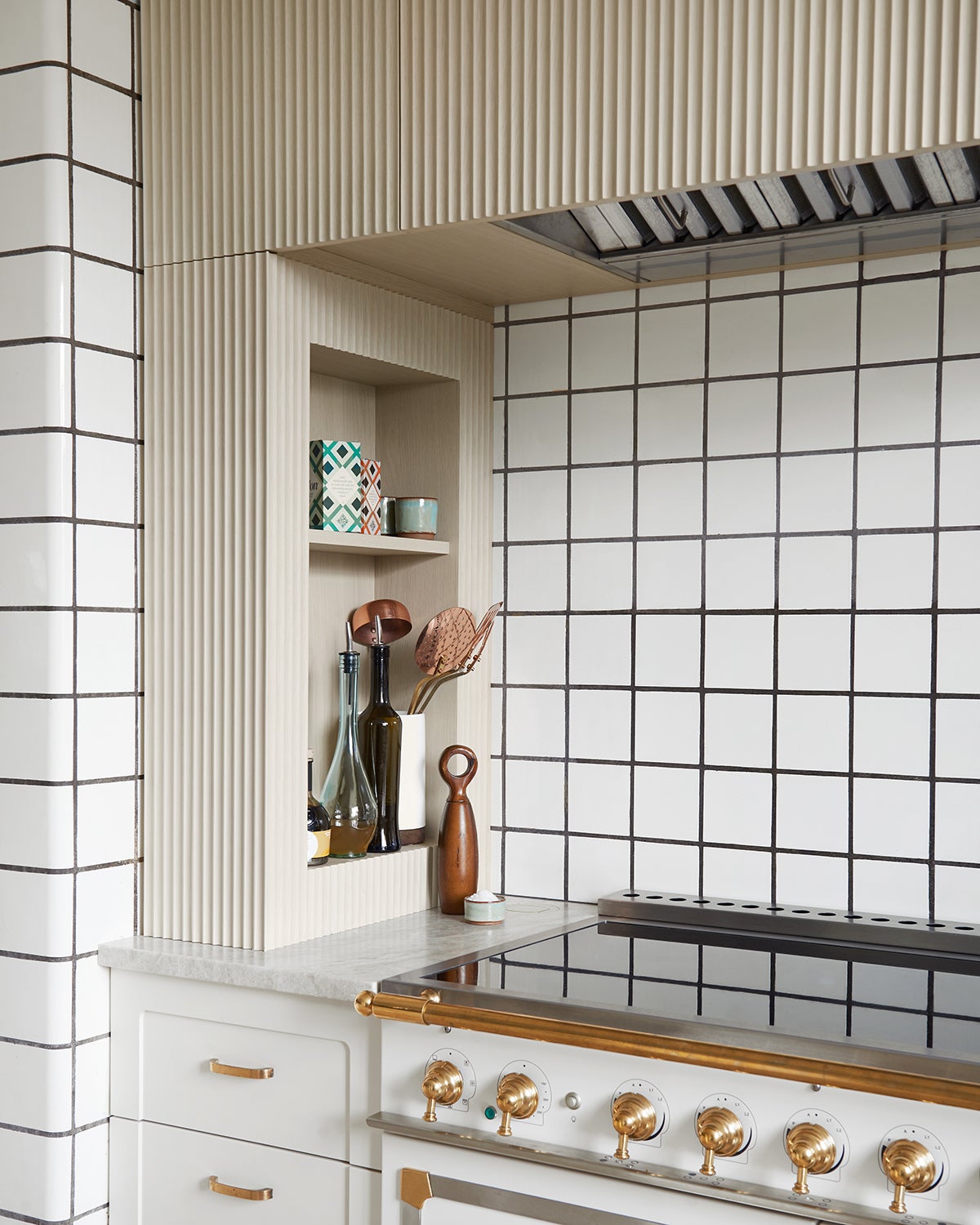grid tiled kitchen backsplash