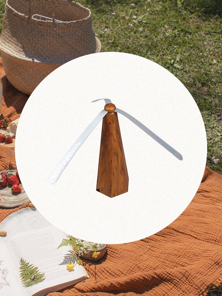 This Clever Amazon Find Kept My Alfresco Lunch Fly-Free