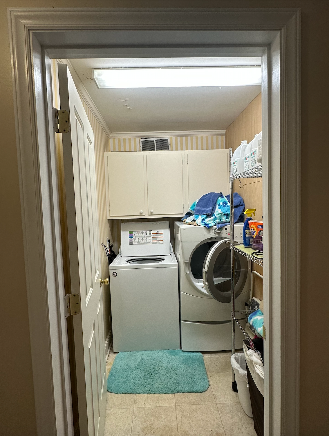dingy laundry room before