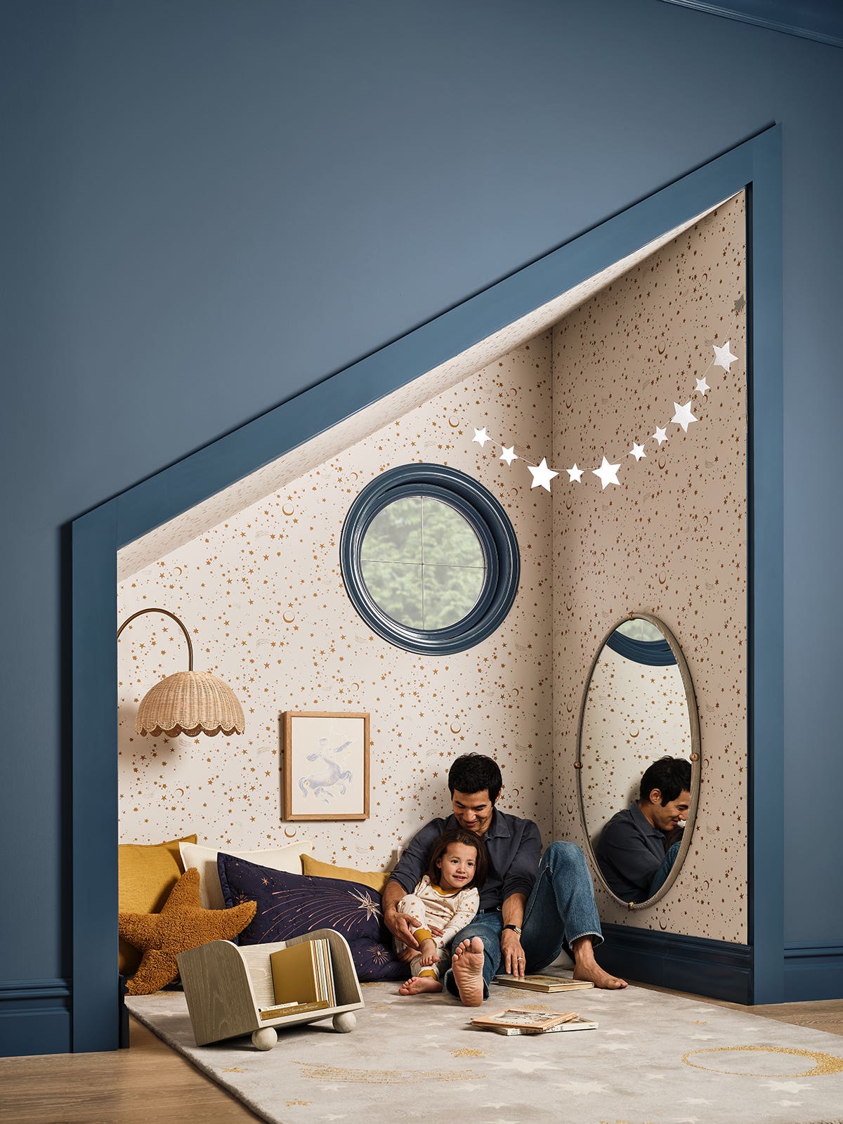 man in cubby with kids