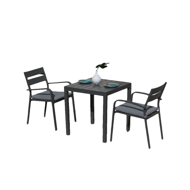 outdoor chairs and table