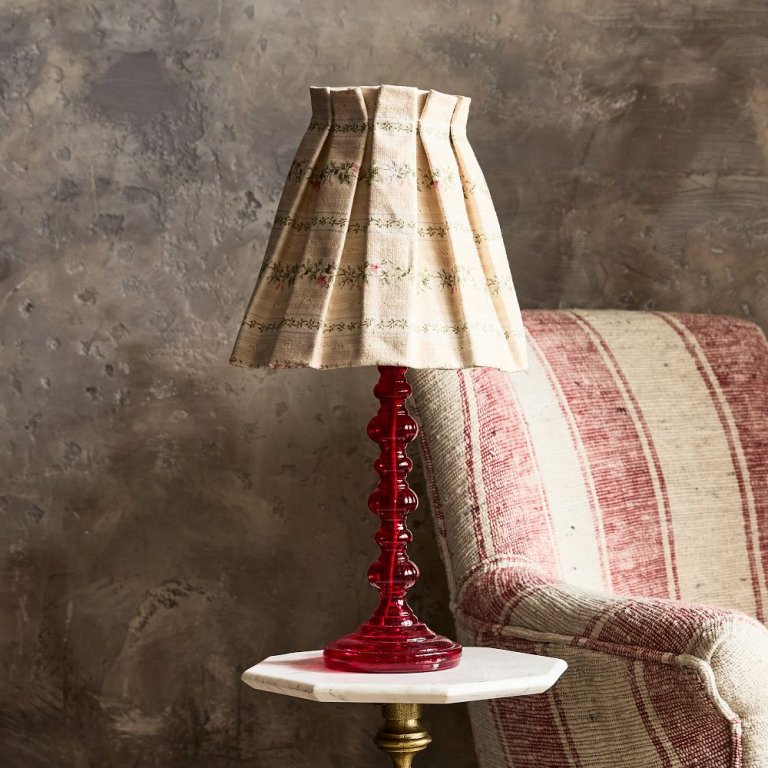  floral and red lamp