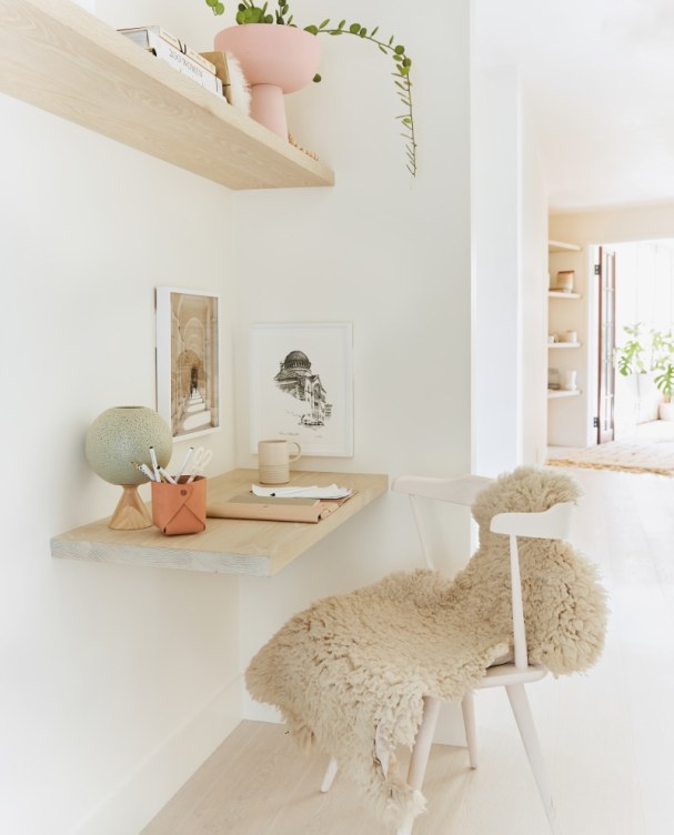 Best Small Desk Ideas for Kitchen Corners and Tiny Nooks