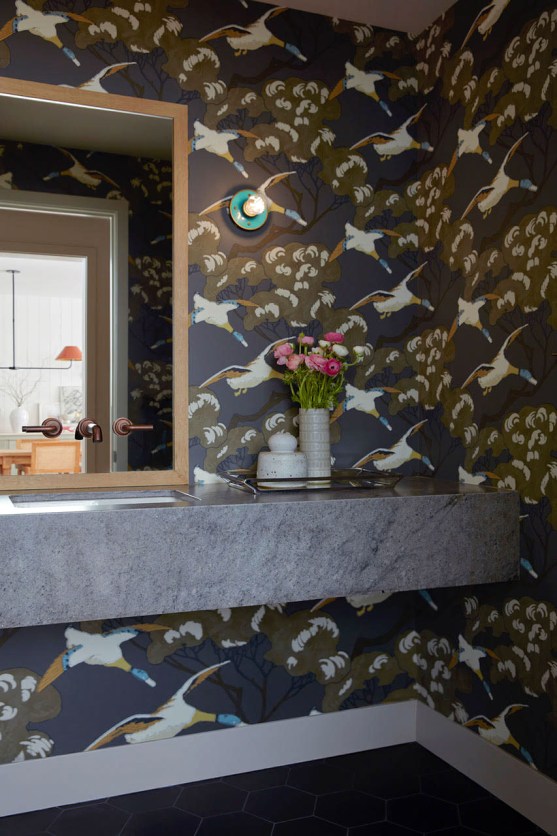 16 Powder Room Wallpaper Ideas, Including One That’s Fully Patterned ...