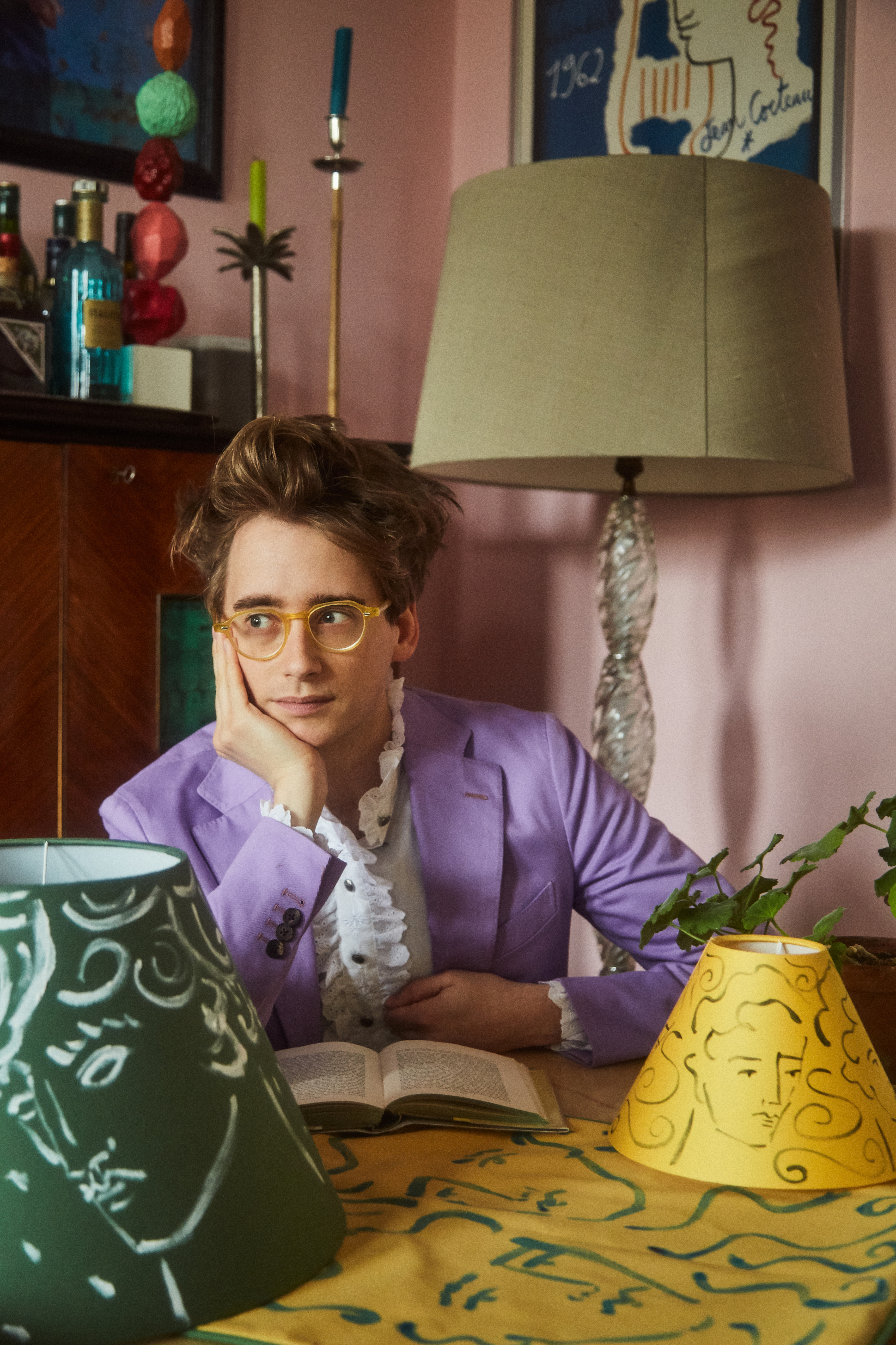 Luke Edward Hall ルークエドワード・ホール ネプチューン Inside Luke Edward Hall's Collaboration With Svenskt Tenn