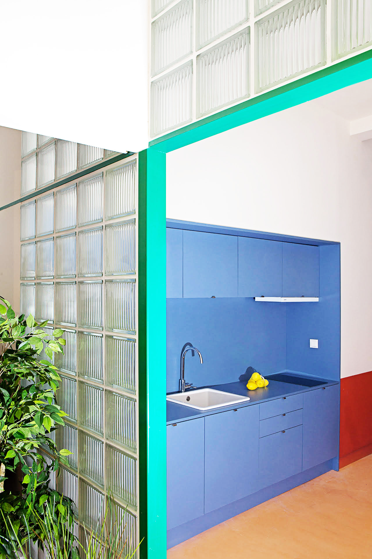 8 Colorful Kitchen Countertops That Wow