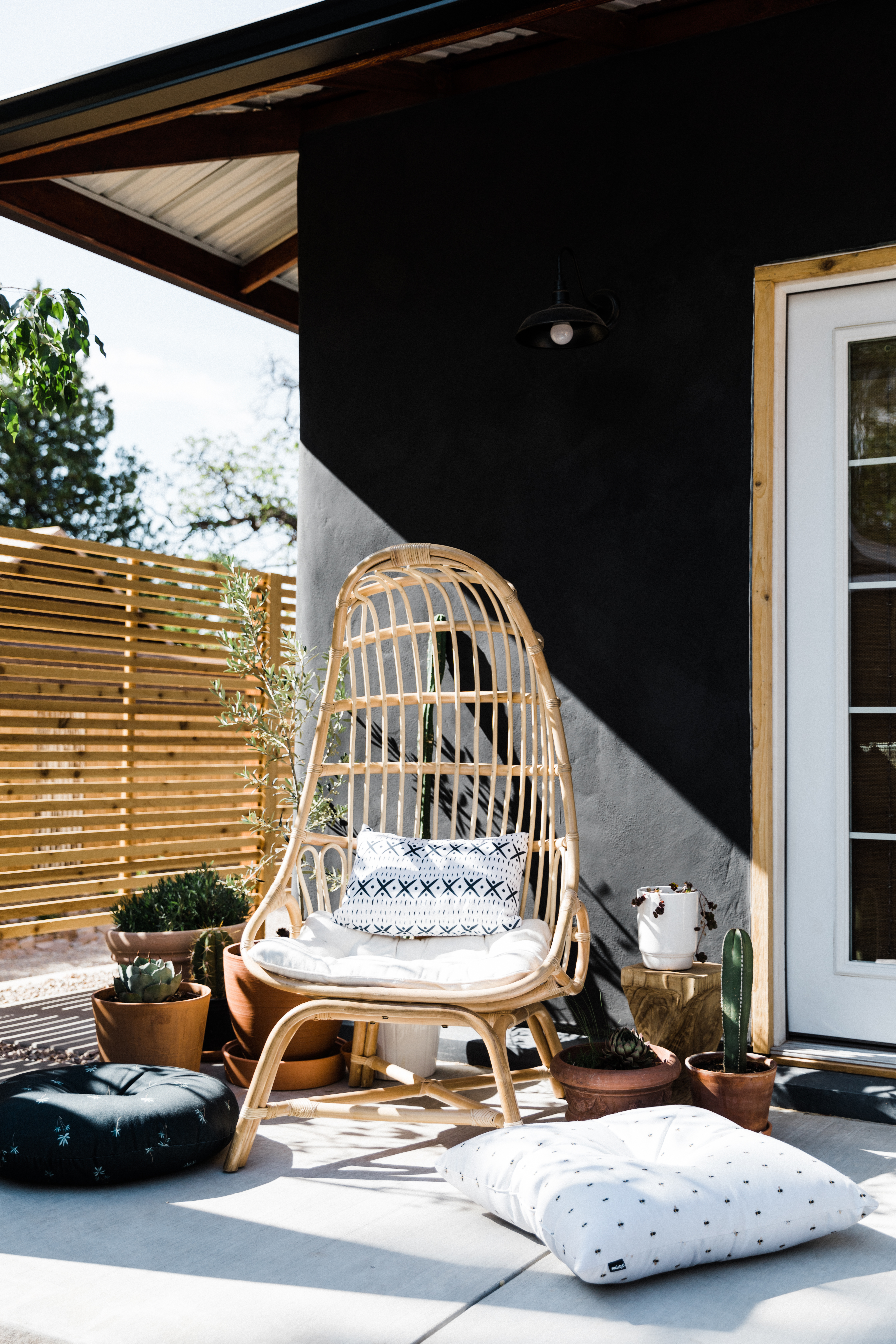 Best Boho Chic Outdoor Furniture To Redesign Porch, image size:4480x6720