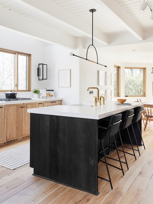 Do You Tip Contractors?