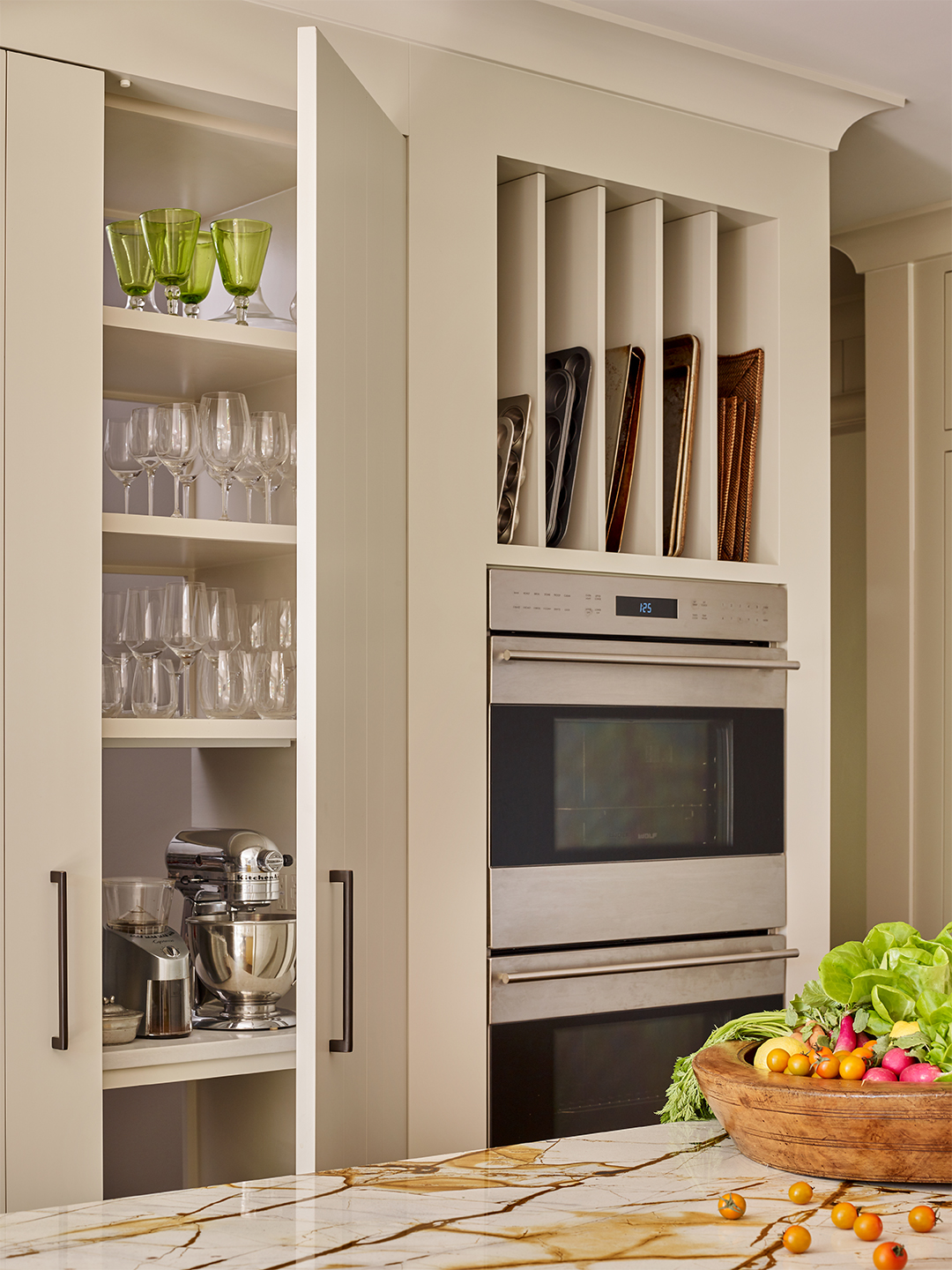 Kitchen storage