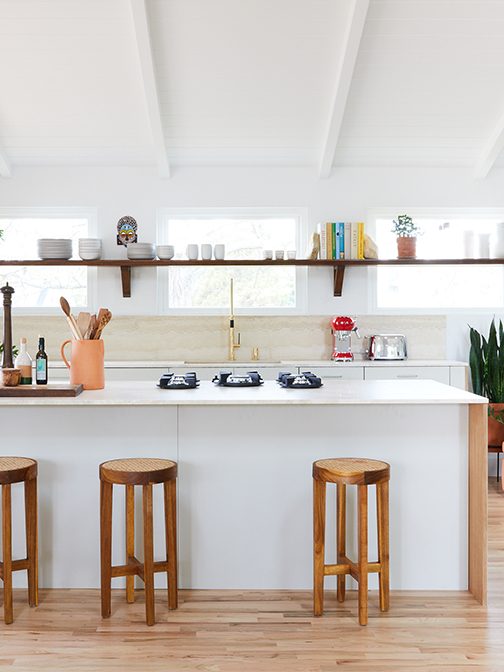 modern beach kitchen