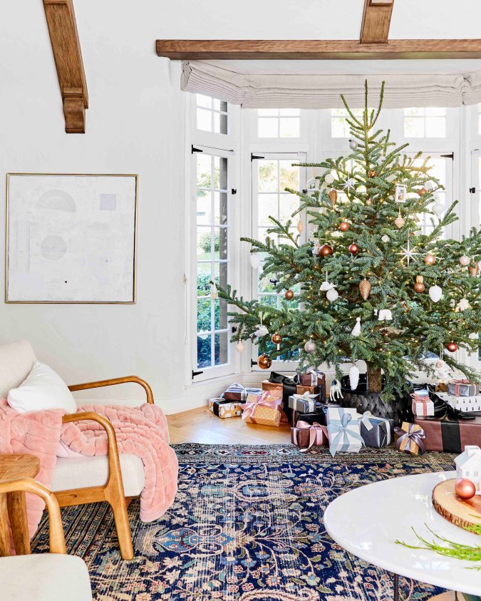 This Year, There's a Clean Winner in the Fresh Vs. Artificial Christmas ...