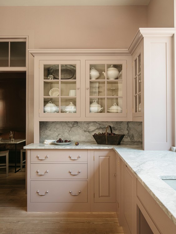 English Kitchen Design Ideas - Trademark British Decor Style