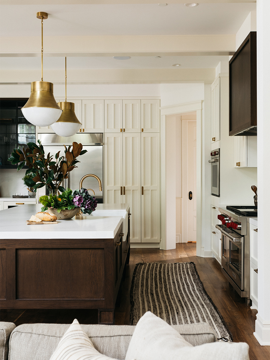 Why This Designer Swears by the Rule of Three When Designing Kitchen ...