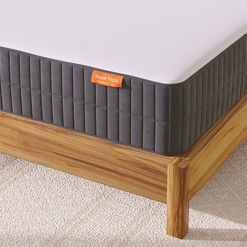  Sweet Night SunKiss Mattress on Wood Platform Bed Frame