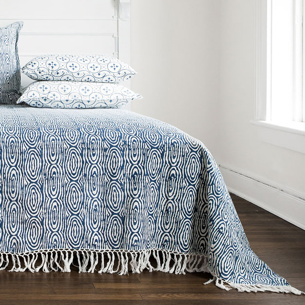  bed throw with fringe