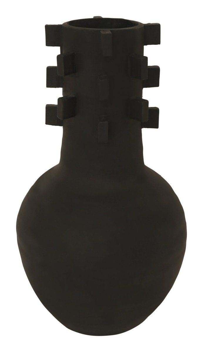  black vase