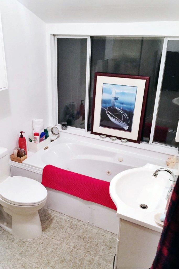 dated bathroom before