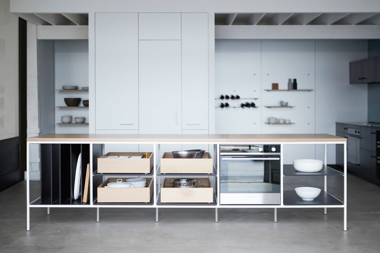 This Island Design Gives New Meaning to the Open-Concept Kitchen