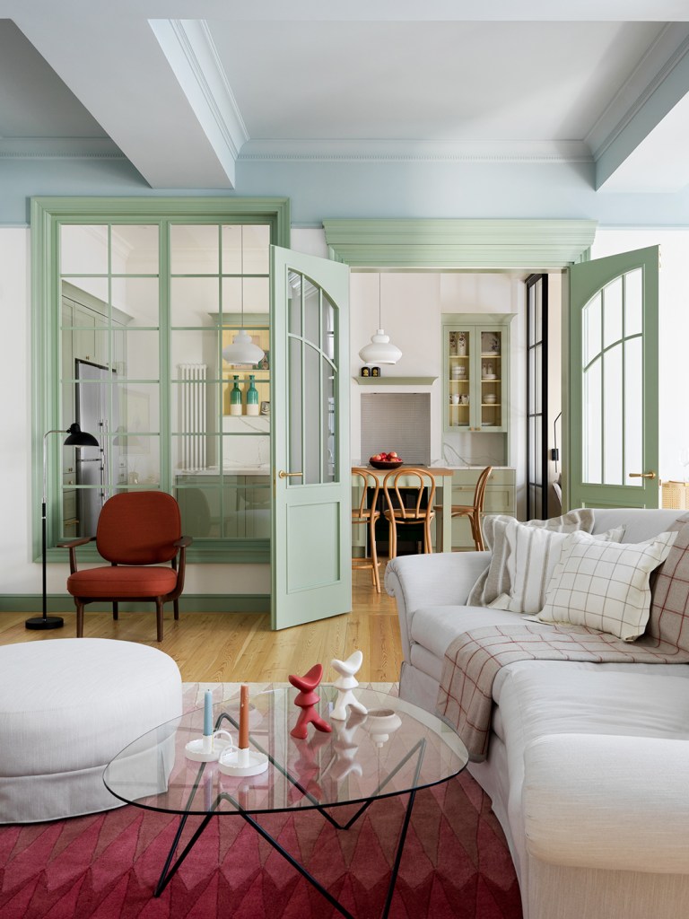 This Couple’s Kazakhstan Apartment Is Full of Door Inspiration