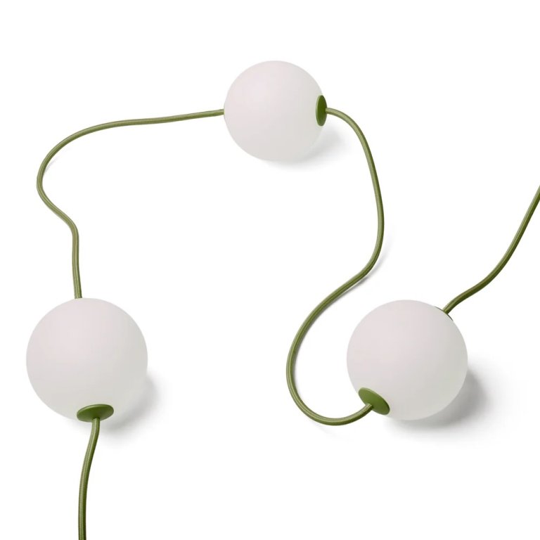  solar string lights with green cord