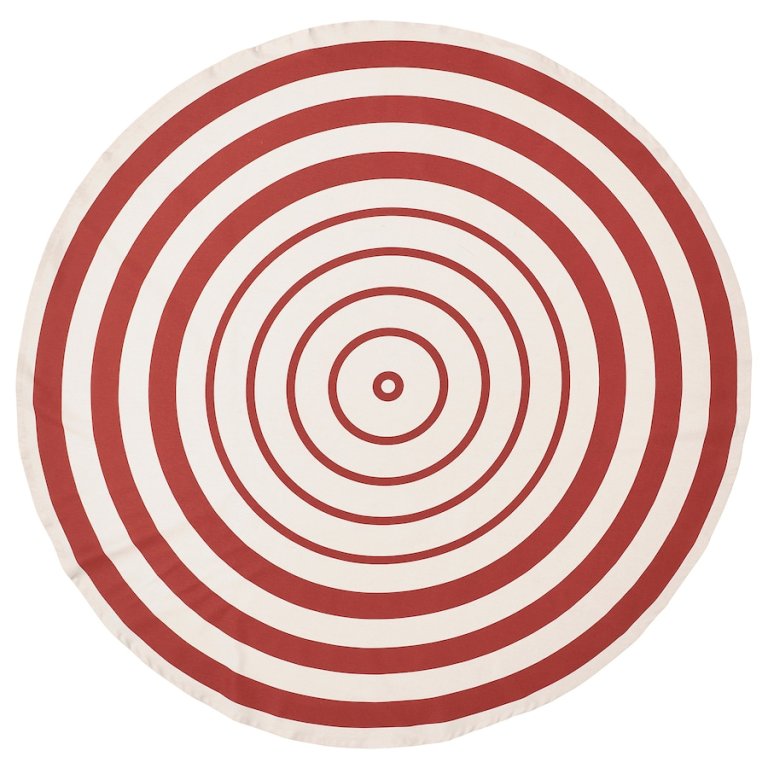  red and white table cloth.