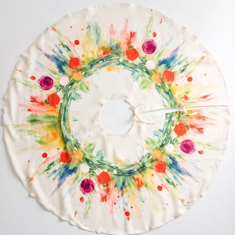  colorful tree skirt
