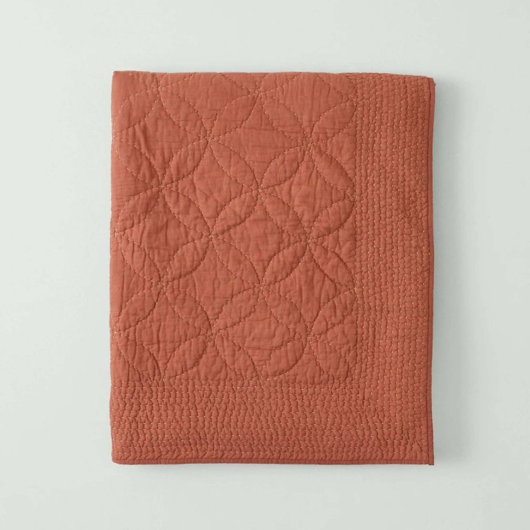  Toast Sicily Stitch Quilt