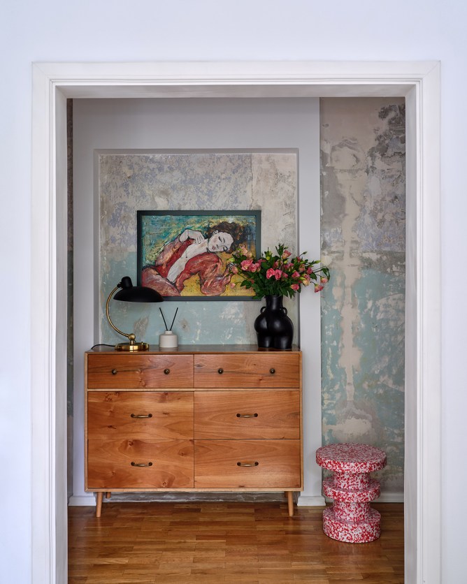 Tour a Stylish Kazakhstan Apartment with Perfectly Imperfect Walls