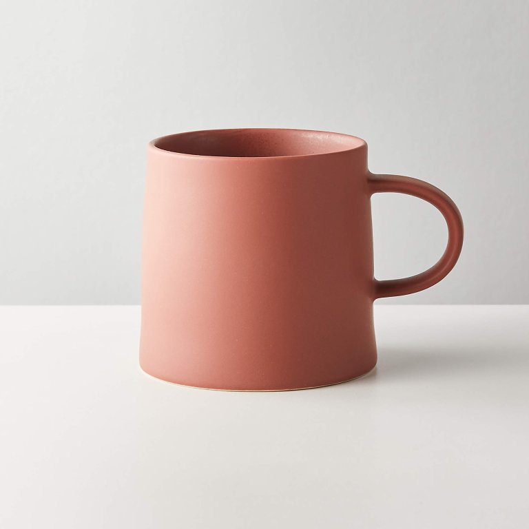  red coffee mug