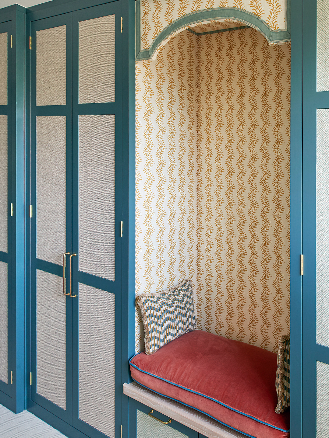 seating nook in closet
