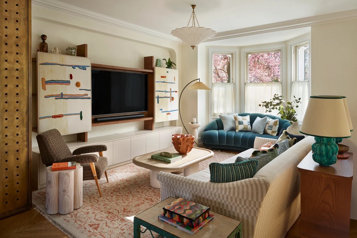 View of 24 Ways to Stylishly Hide a TV in Plain Sight